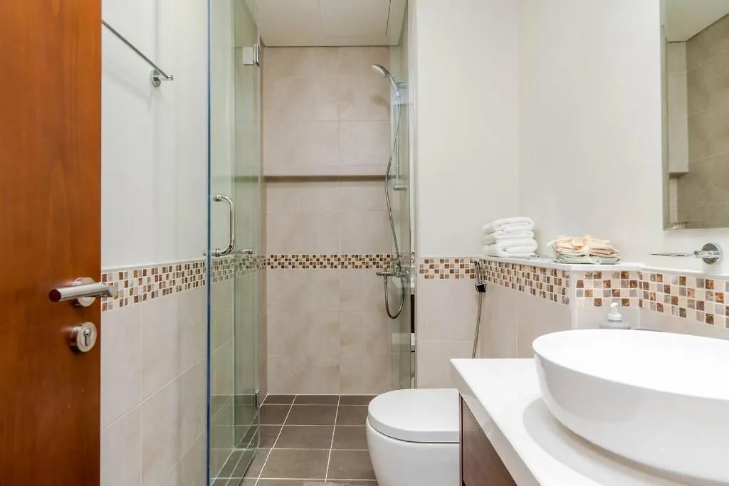 Sauna, Pool & Gym - 10 Min From Burj Khalifa Dubai 0*,  United Arab Emirates
