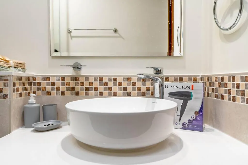 Apartment Sauna, Pool & Gym - 10 Min From Burj Khalifa Dubai